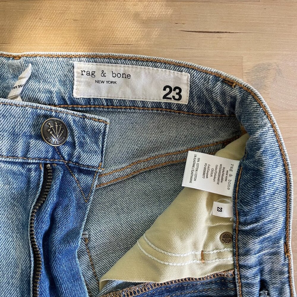 Rag & Bone Jeans Size 23 - Like New   Wide Leg